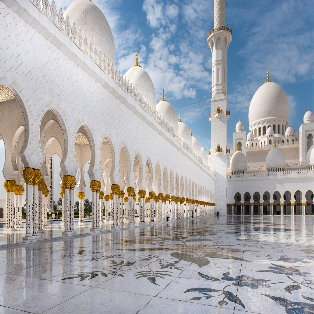 ENCANTOS DE TRES EMIRATOS 6 Días (2026-2027) Serie Clásica